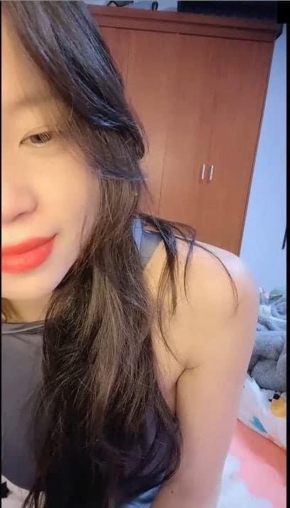 sex gái xinh mặc tất lưới Buồn chán khi phải sống cùng bà ngoại, học sinh nữ gạ tình bác hàng xóm